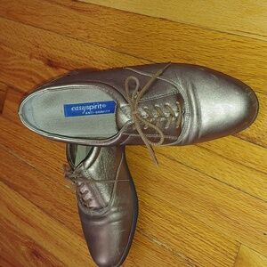 Easy Spirit JP MOTION Shoes Women Size 10B/2A Gold color Leather Comfort